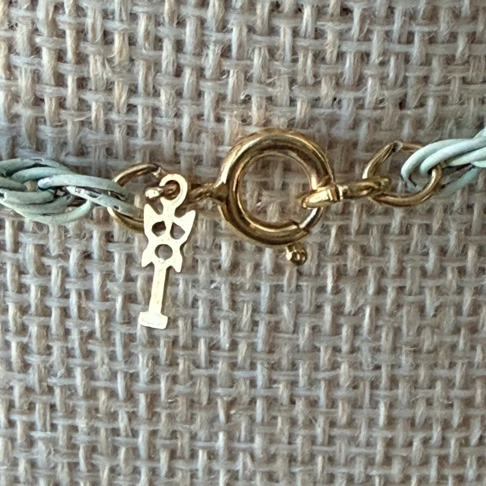 VIntage Crown Trifari White Metal Choker Necklace - Picture 5 of 5